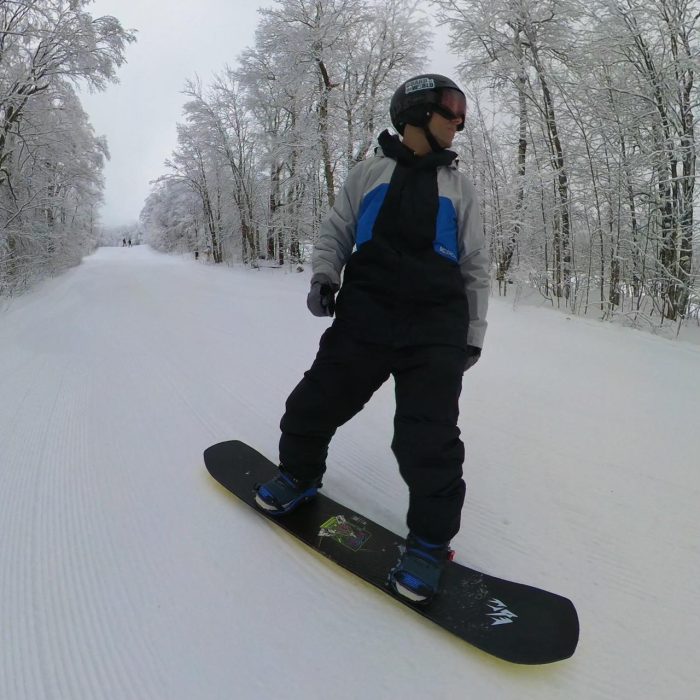 heelside turn jones mountain twin