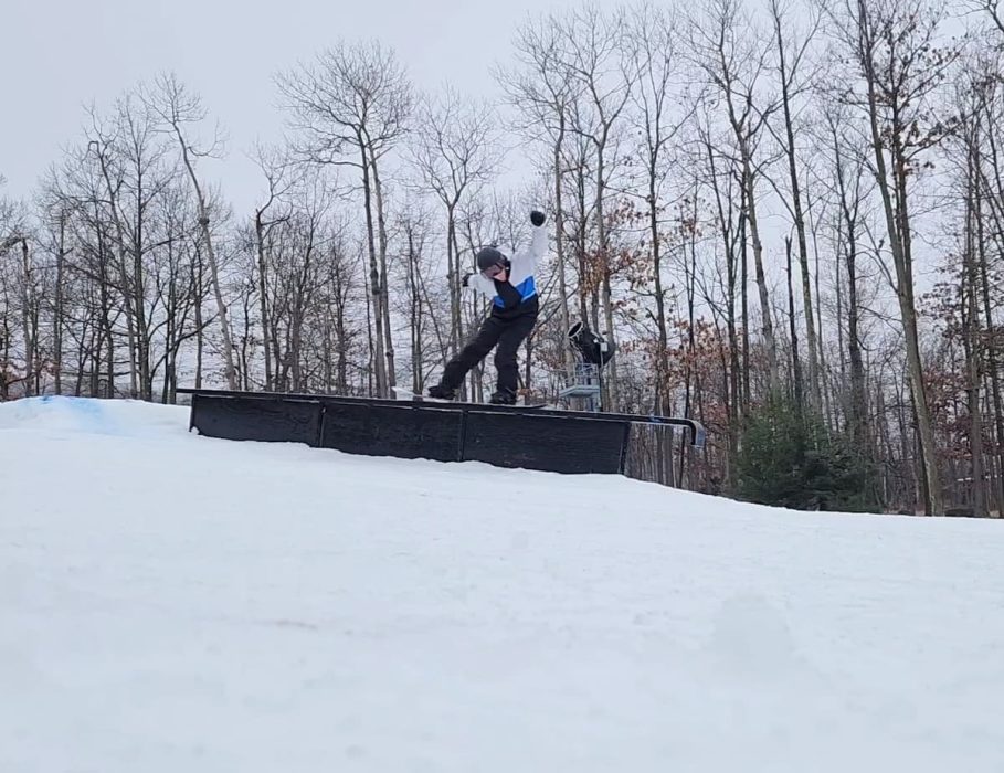 Steve Weber from Board of the World doing a nosepress