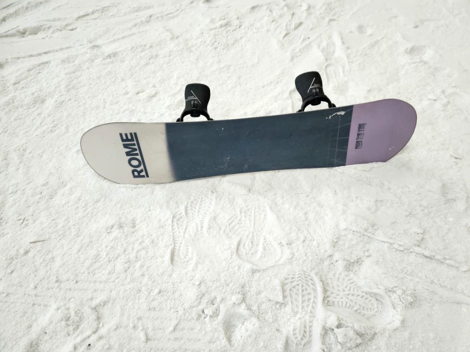 Rome Service Dog Snowboard Review: Upgraded and Ready to Jib