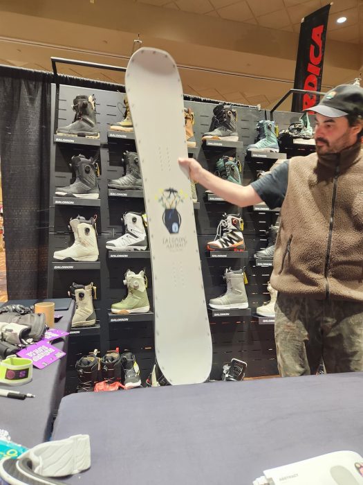 2025 Salomon Snowboards Lineup Preview And Release Dates 7 Topsheet of the 2025 Salomon Abstract Snowboard