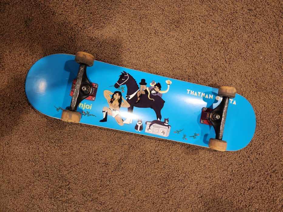 set up impact light deck with trucks facing up