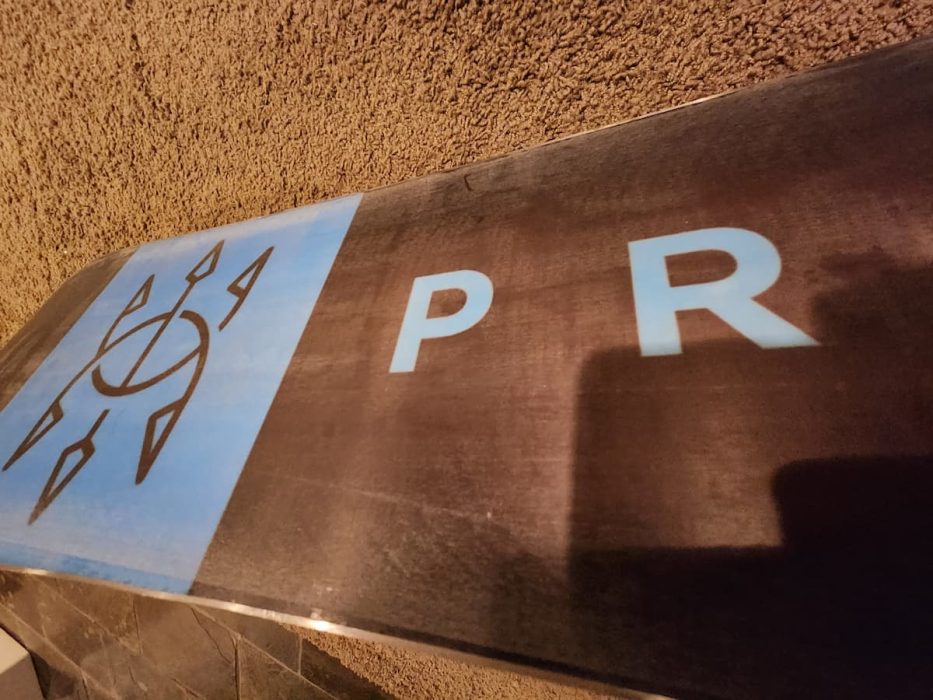 Grainy sintered base in the Proteus snowboard