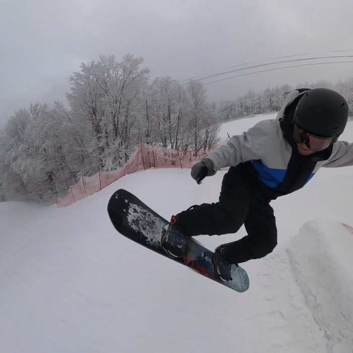 DOA hitting jumps front side 360