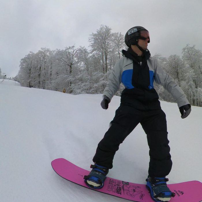 Jones Rally Cat Review: Is It Too Playful to Rip the Whole Resort? 25 heelside carve jones rally cat