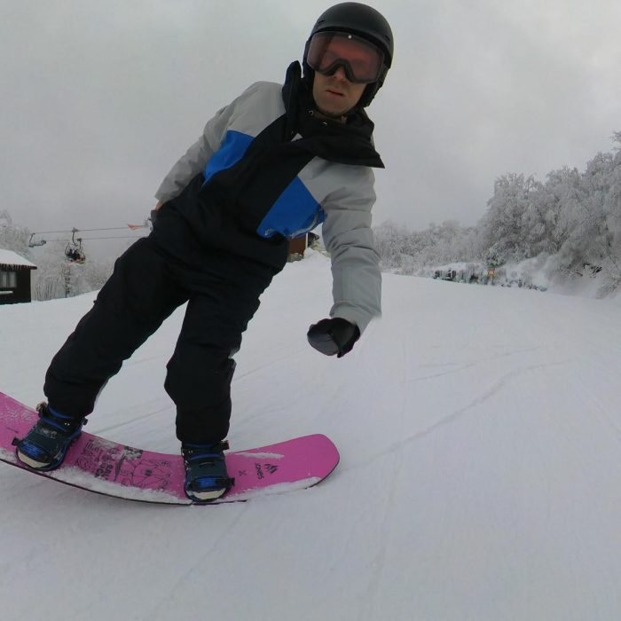 Jones Rally Cat Review: Is It Too Playful to Rip the Whole Resort? 9 Flex testing the Jones Rally Cat