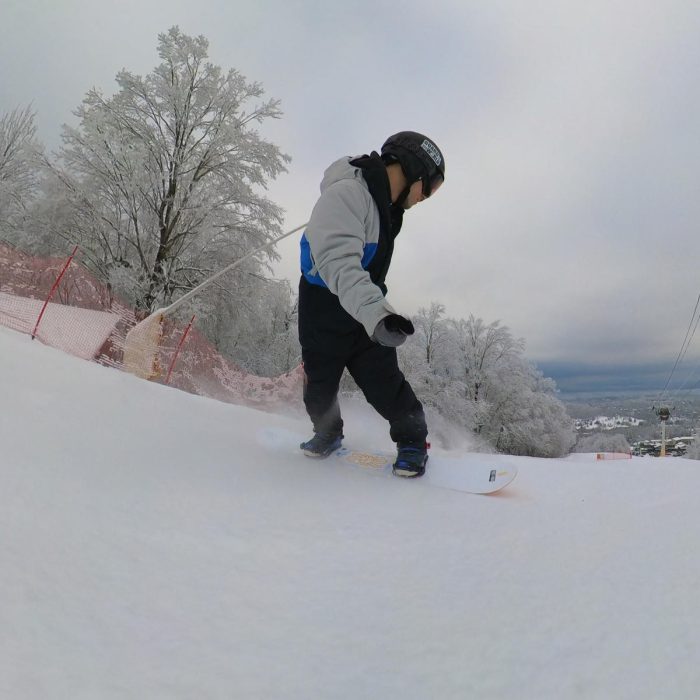 skidded turn with gnu head space