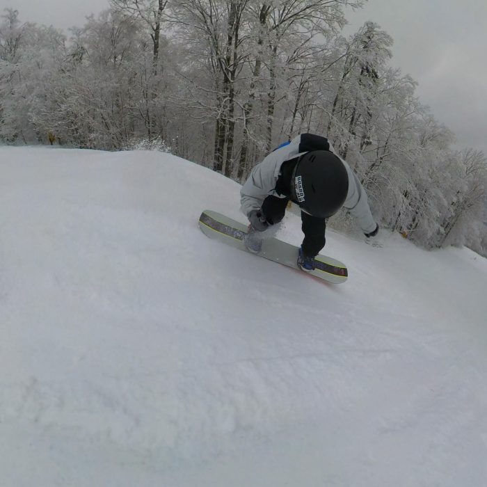 Salomon Huck Knife 2025 Review: How Does it Compare to Similar Boards? 28 Falling on a fs360 (showing you can catch an edge)