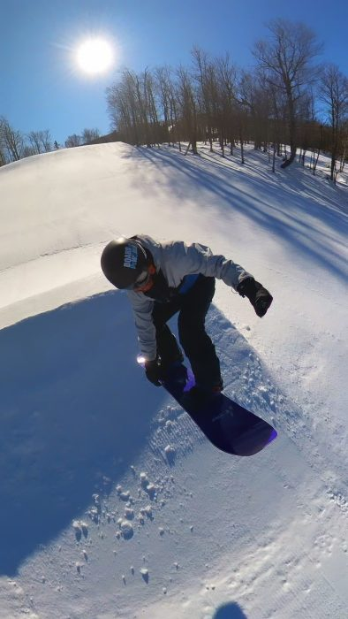 GNU Gremlin Indy Grab Jump Test