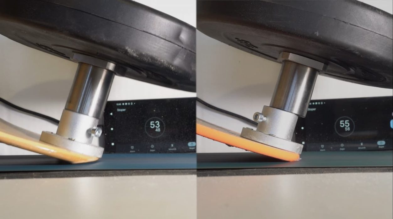 Impact Skateboards XPU Deck Review 9 Razor Tail Test 7iply Wooden Deck vs Impact XPU Deck