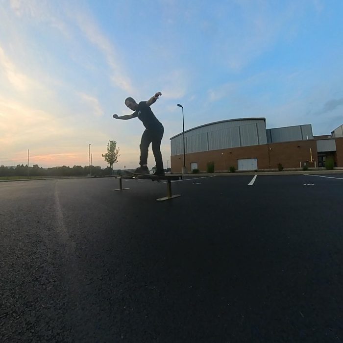 Front Board with Etnies Marana