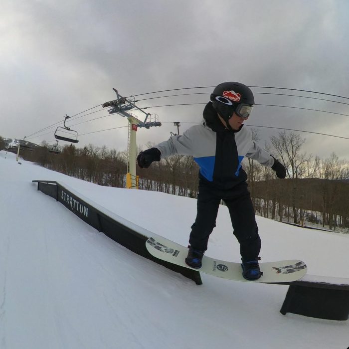 Public Disorder Snowboard Review for 2026: How Does It Ride in the Park? 8 Kink Rail test with Public Disorder