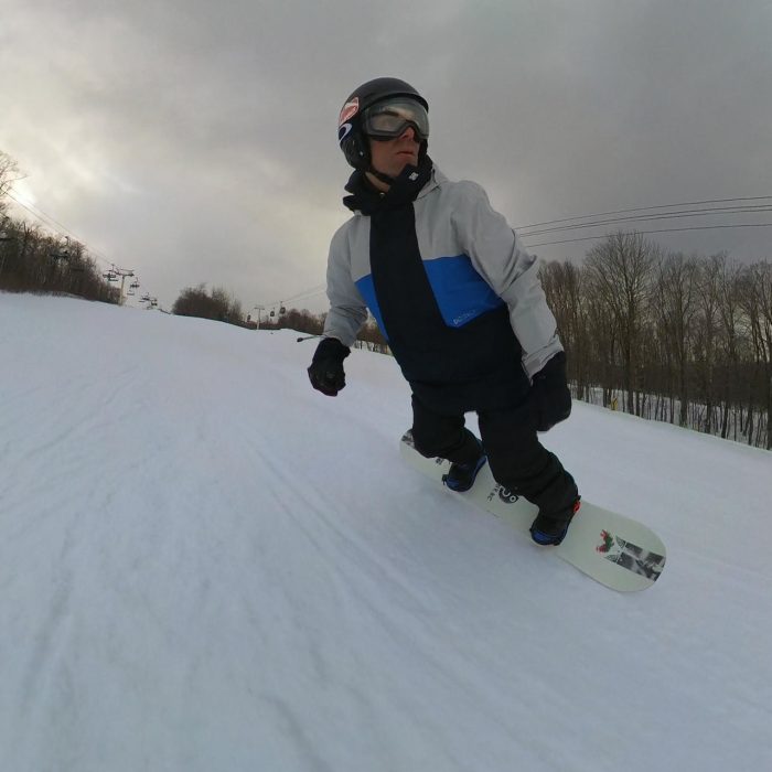 Public Disorder Snowboard Review for 2026: How Does It Ride in the Park? 12 Carving with Public Disorder