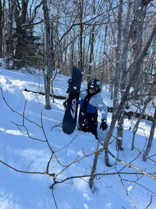 Lib Tech Orca II vs. The Original Review: Are the New Upgrades Worth It? 40 Steve Weber, Board of the World snowboard reviewer, holding the Lib Tech Orca II snowboard in powder