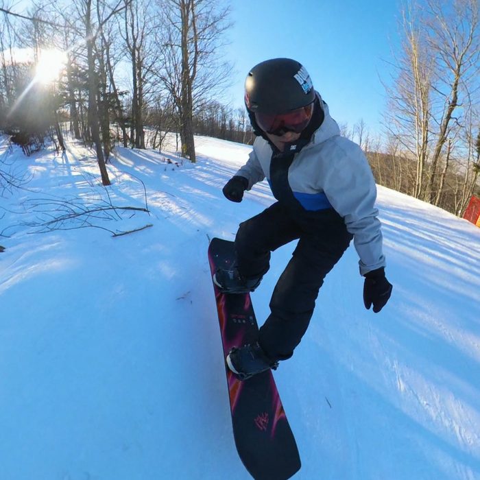 Ollie on small roller womens howler