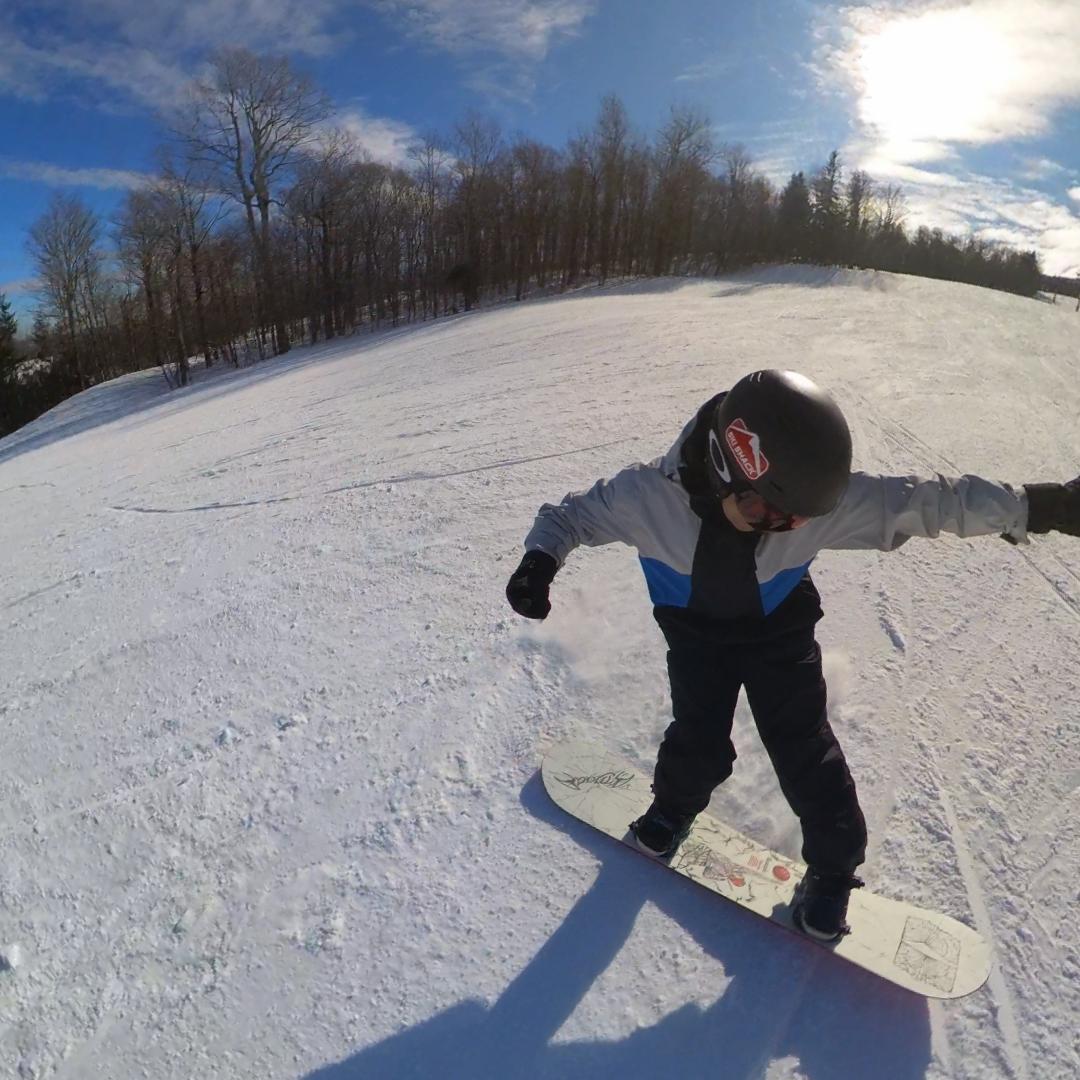 Tail butter on the Armada Beatnik 153, pressing past the Bamboosters into the soft zone