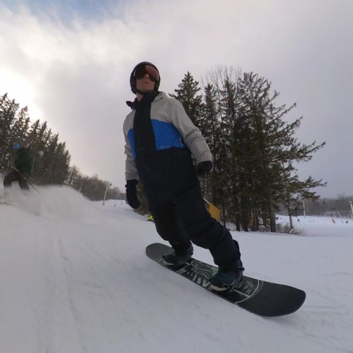 Toe side carve on the Rome Boneless 2027 at Stratton